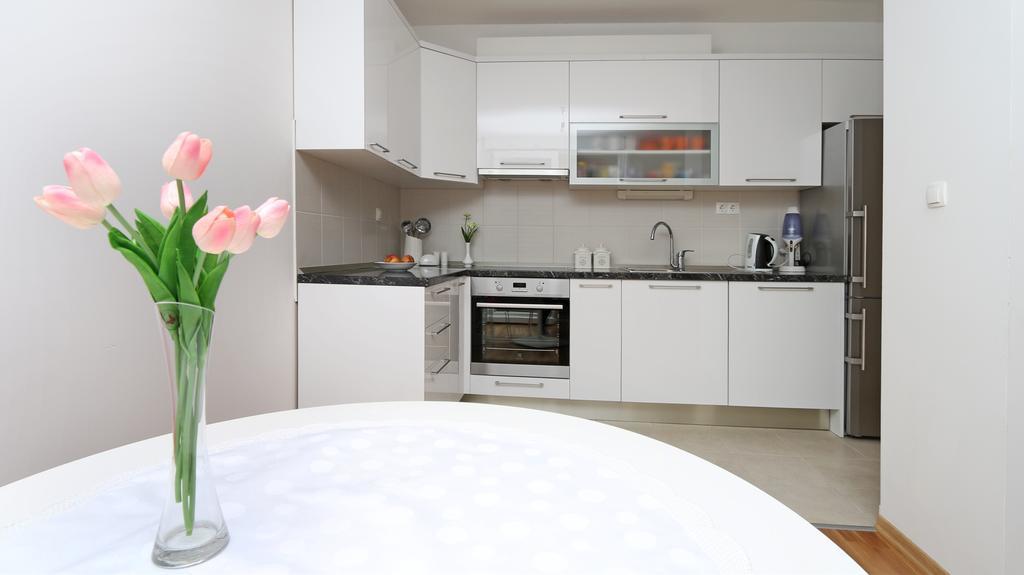 Antonijas Sunny Apartment Makarska Extérieur photo