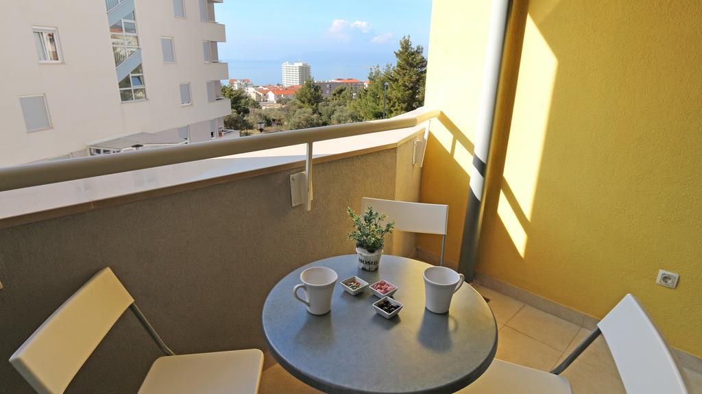 Antonijas Sunny Apartment Makarska Extérieur photo