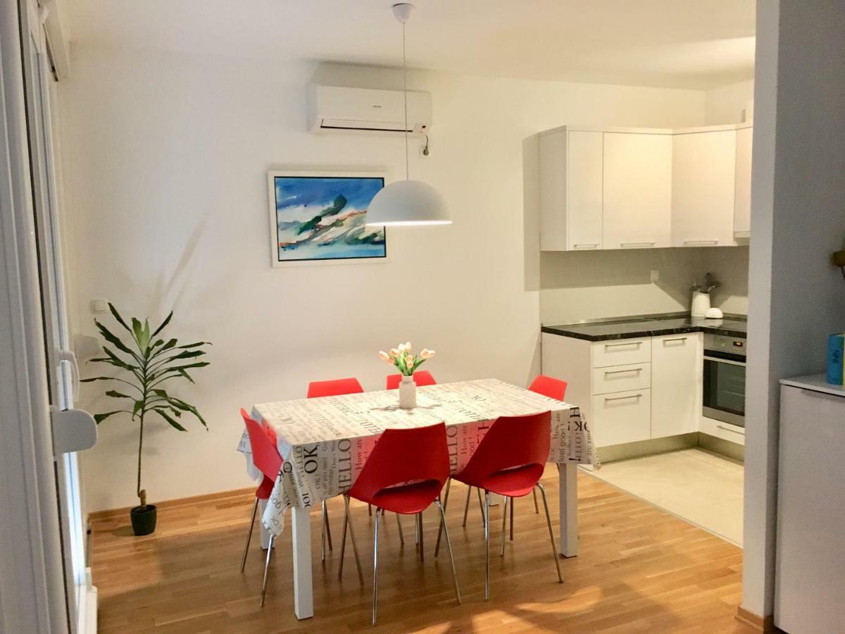 Antonijas Sunny Apartment Makarska Extérieur photo